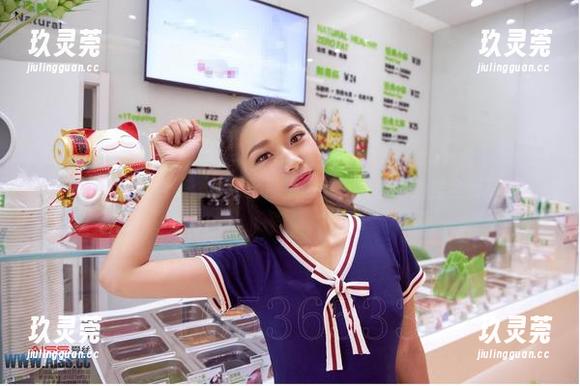 少女直穿合集：操场上那点趣事，爱丝更新里全都有