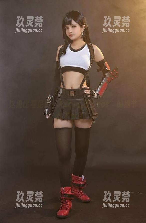 Azami 这组比基尼照,Azami连“cos”的细节都不放过!