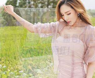 Feilin嗲囡囡 - SiByl李思宁的教室探险：谁说学习不能和美图、图包同框呢？分分钟要成网红！