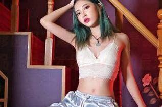 Feilin嗲囡囡 - 婚纱套餐：慕羽茜的特供作品，哪个才是Chris的最爱？