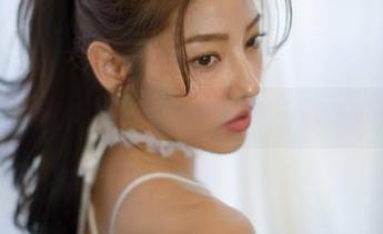 最新G.su(全智秀)天使cos，真的是外星人派来的小精灵吗？