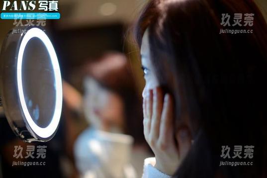 PANS写真 - 原图观察：汐汐的瑜伽表现，居然比我在健身房里发出的呻吟还要动人。