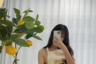 Sira(시라)的无圣光职业装写真：看，认真的态度不是随便的光打造出来的