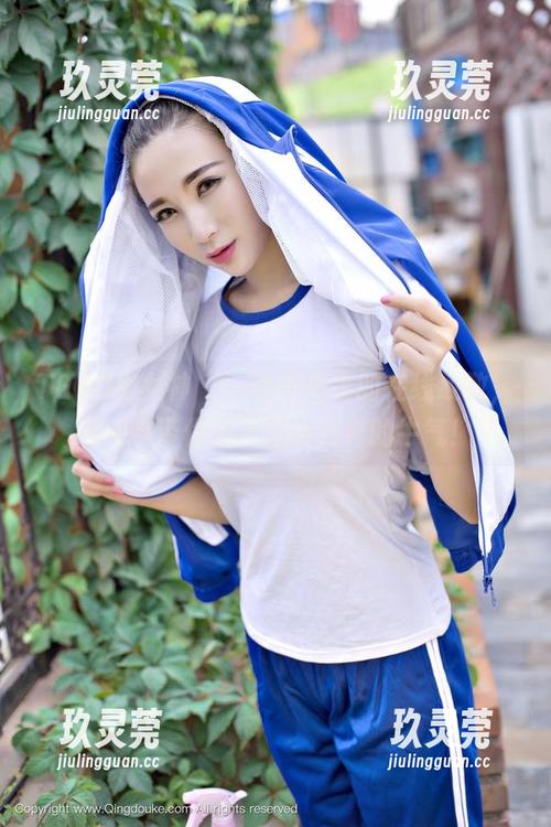 TGOD推女神-潇同学 TGOD推女神 - 一场对奶牛的在线致敬,潇同学带你高清体验别样的牛气!