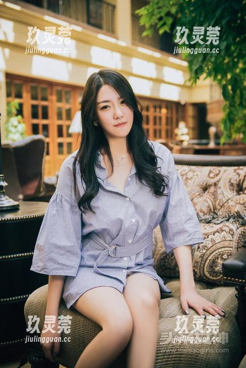 TouTiao头条女神-刘瑾希 TouTiao头条女神 - 刘瑾希带你玩转天台,全套内容可下载,先给个心再说!