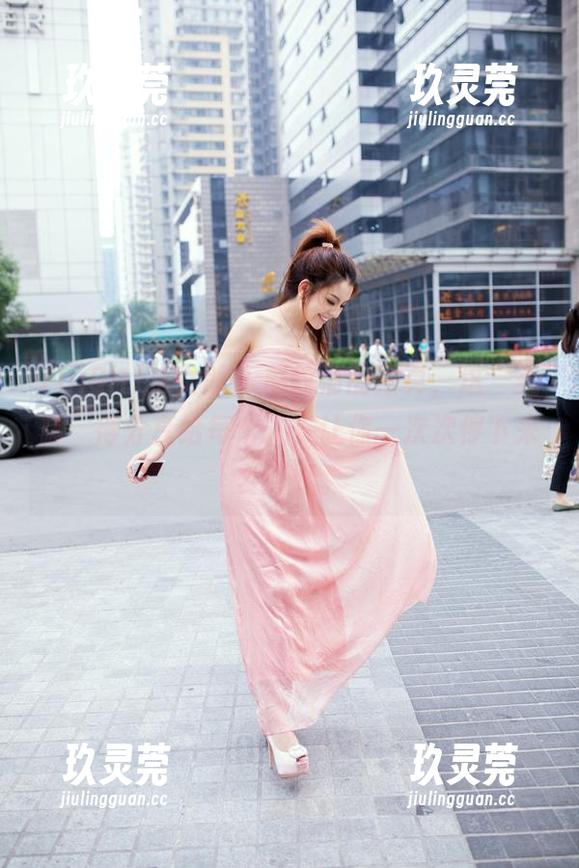 TuiGirl推女郎-赵纹清 TuiGirl推女郎 - 赵纹清的写真,这“美脚”得分享给每个人,让你一次次停下来多感慨。