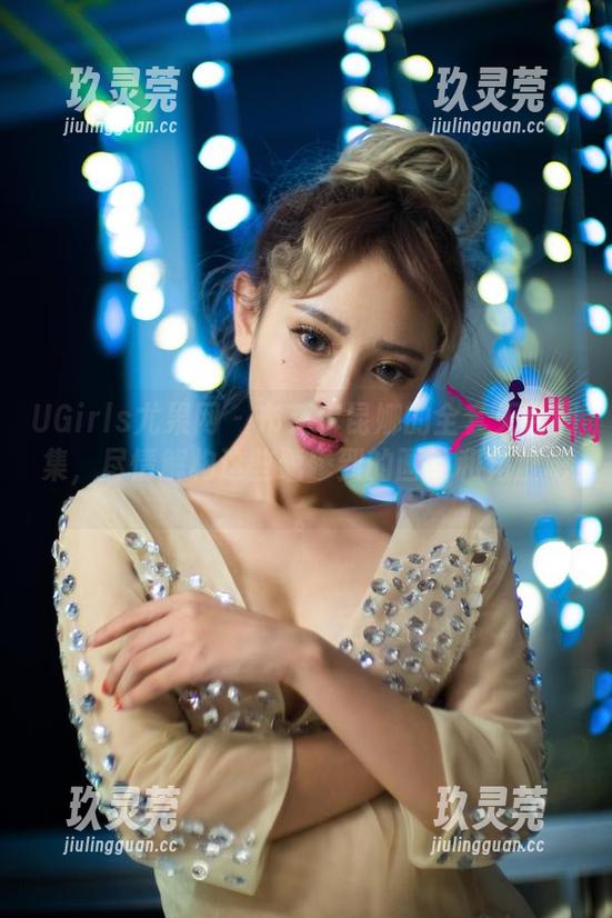 UGirls尤果网-布莱尔昆娜 UGirls尤果网 - 布莱尔昆娜的全套天台图集,尽情解构这些磕碜到的画面和角度吧。