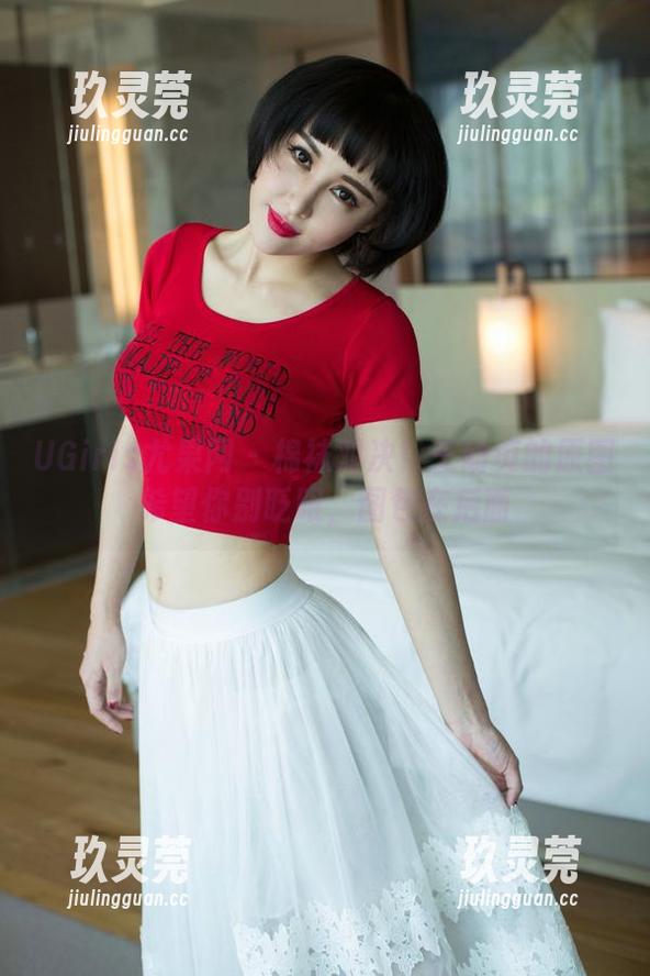UGirls尤果网-王幼贞 UGirls尤果网 - 棉袜对决!王幼贞的原图希望你别眨眼,图包在后面