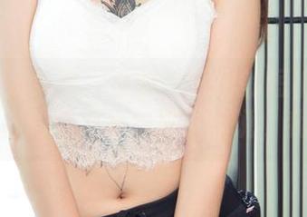 UGirls尤果网 - 全套谭晓彤的短裤：谁能拒绝这样的活力与俏皮？我说，我不行！