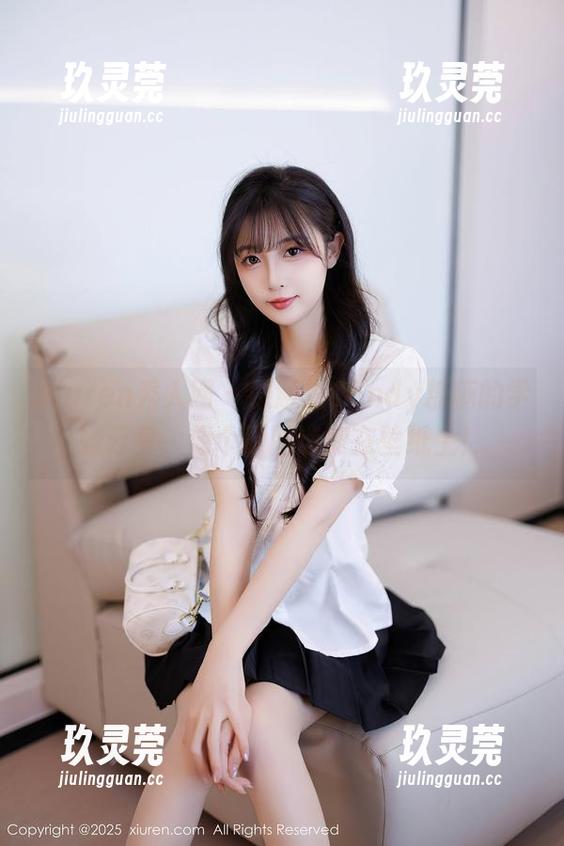 Xiuren秀人网-Candy糖糖 Xiuren秀人网 - 愿意为Candy糖糖的学妹云梦,像个原图迷瘫在壁纸上!