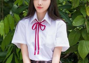 Xiuren秀人网 - Elise谭晓彤的修女写真，明暗之中总让我心底一震。