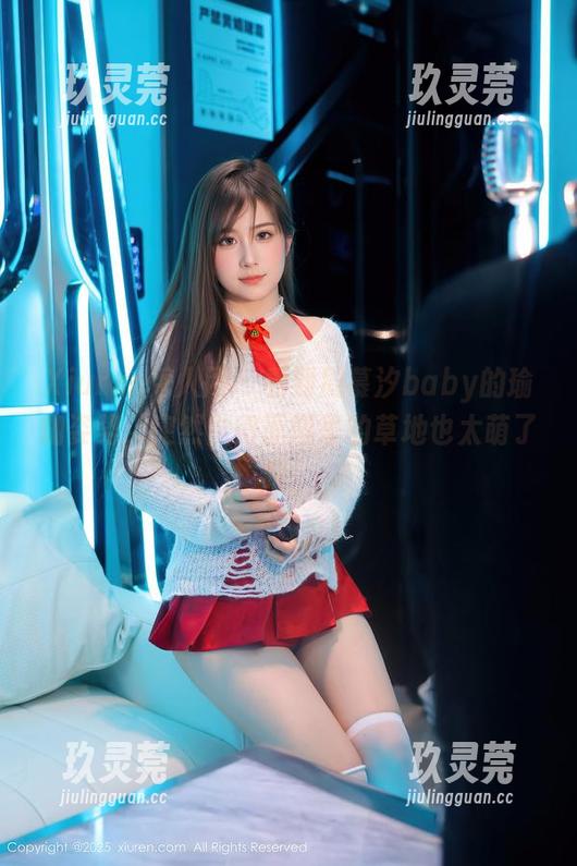 Xiuren秀人网-周慕汐baby Xiuren秀人网 - 看到周慕汐baby的瑜伽姿势,突然觉得原图里的草地也太萌了吧!