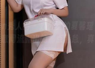 Xiuren秀人网 - 办公室的夏馨瑶，作品中无意间流露出的那点倦怠，真有趣