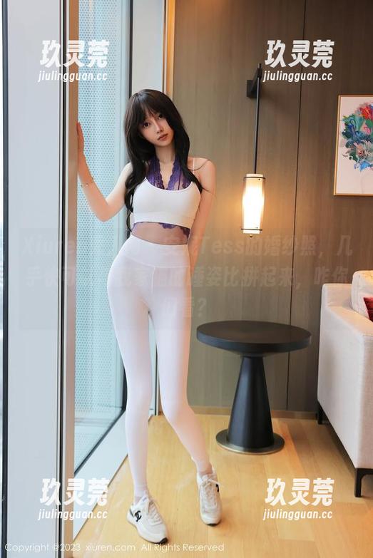 Xiuren秀人网 - 安妮Tess的婚纱照，几乎快可以与我家猫的睡姿比拼起来，咋你们看？