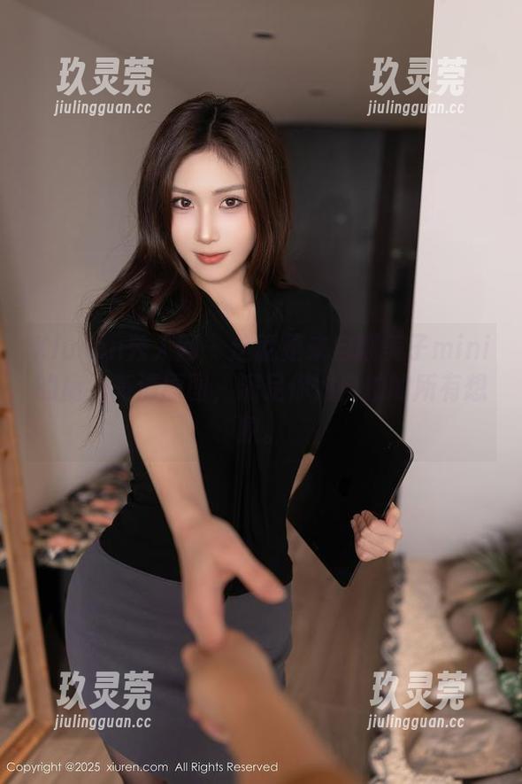 Xiuren秀人网-糯美子mini Xiuren秀人网 - 这就是来自糯美子mini的魔法高清原图,满足你对自拍的所有想象。
