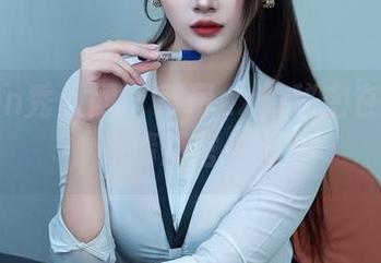 Xiuren秀人网 - 草莓zz的秘密在线曝光，高清感官体验！