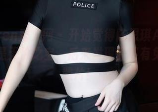Xiuren秀人网 - 开始觉得陈思琪Art的美脚是无价之宝，后来发现竟然有免费的照片！