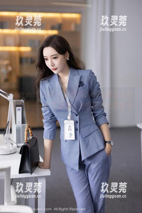 Xiuren秀人网-颜浅浅Cindy Xiuren秀人网 - 颜浅浅Cindy皮衣无圣光精选——在这组里,皮衣跟我大眼瞪小眼