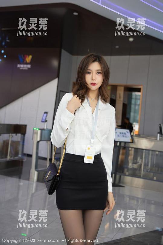 Xiuren秀人网-黄婧GIGI Xiuren秀人网 - 对“女神”黄婧GIGI的套图表示好奇,毕竟这身材可不是随便可以拥有的。