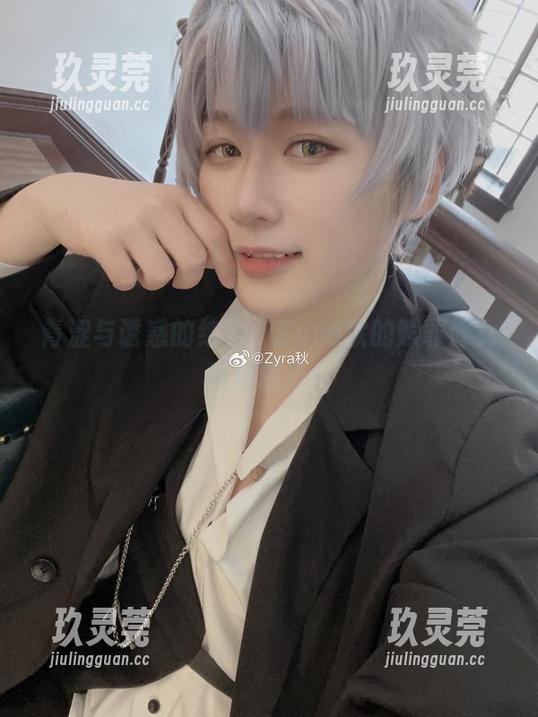 青涩与诱惑的结合，Zyra秋的赎罪修女写真精选！