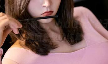丽柜 - 在兔子面前，心心也是个孩子——私房图集里的纯真感