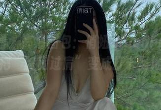 微密圈 - 高清图包：俏妞qiaoniuTT如何把“胯宽过肩”变成打卡圣地？
