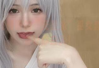 小心！倦倦喵的“无圣光”巫女套图可能会让你白头！