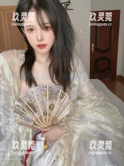 倦倦喵 鱼骨胸衣+倦倦喵=下载后悔药,快来搜一搜这份超燃作品集!