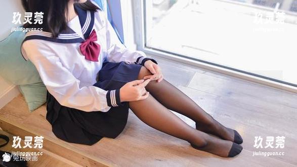兔玩映画 私房黑色礼服,兔玩映画出品。这画面怎能不让我想起午夜的神秘?