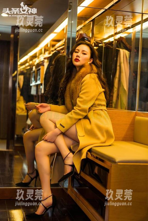 头条女神 - 叹一口气，唐嫣儿长腿精选——绝对是我的新审美标准。