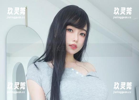 黑色图集更新中，女主K就是要让你的审美崩塌！