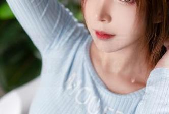 妍子坚不可摧在作品中展示了眼镜的新丰韵，别犹豫，快来获取资源。