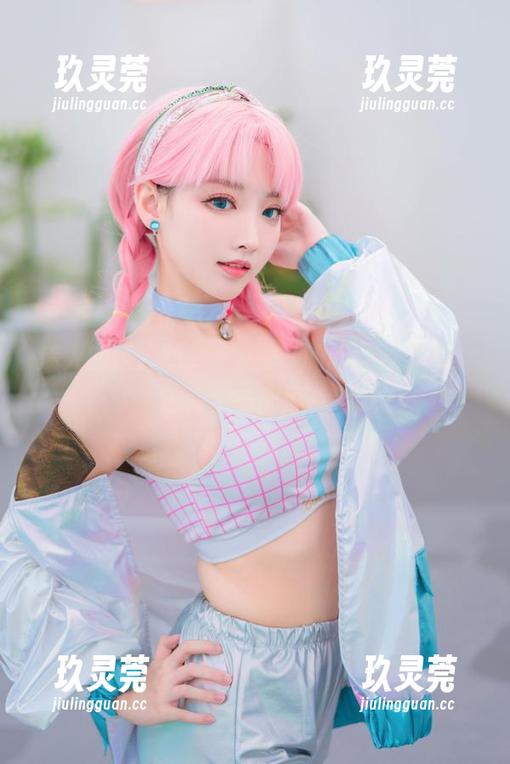 迷人的全套图集：宫本桜的新泽西泳装，各种姿态都很有趣