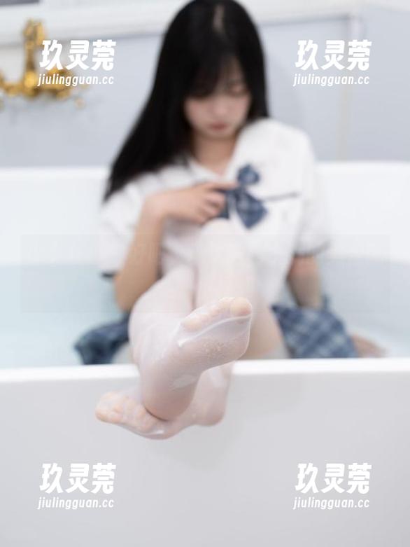 少女秩序-小满 少女秩序 - 好吧,承认吧,小满的美足就是一份福利