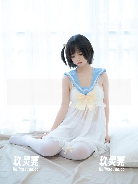 少女秩序 - 小葵和她的泳衣套图，感觉每一张都在无意间撩拨我的想象。