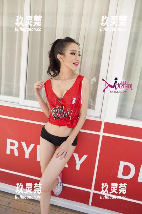 尤果网 - 笑笑女王最新套图，霸气侧漏，谁能顶得住？