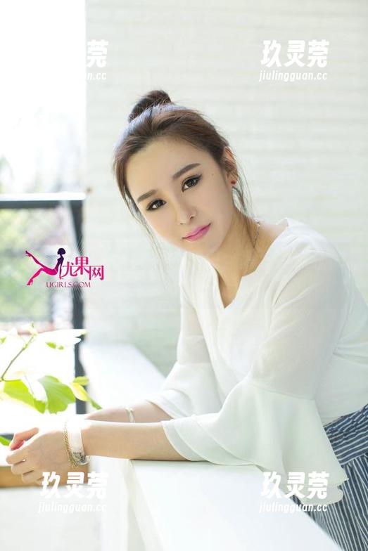 尤果网 - 白得发亮的莉恩：高清资源让你欣赏不止一遍