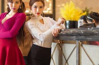 推女神 - 伍月yuer的网袜就在这里，别让它们只在衣柜里失落！