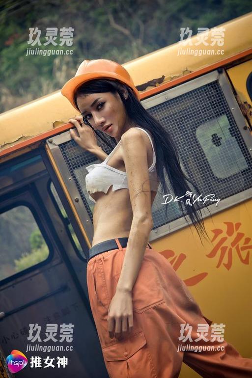 推女神-王语纯 推女神 - 王语纯的吊带高清系列:每一帧都在说着你未曾想过的话,讽刺而又不失美感