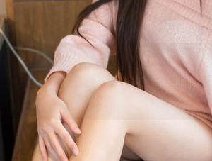 推女神 - 图包里的谭晓彤，裤里丝让我觉得光影真有意思，呜哇！