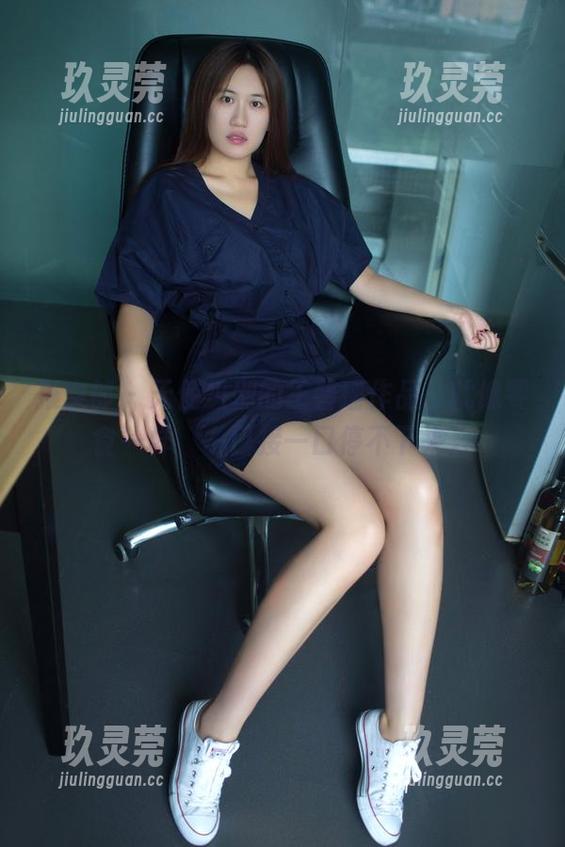 推女郎 - 天使级别的王馨瑶作品，就像零食一样，一口接一口停不下来。