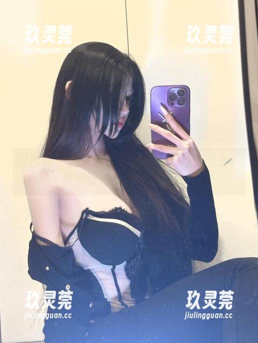 无欲无求的推土君 微密圈 - 当无欲无求的推土君遇上天台:看她如何玩转全集写真!