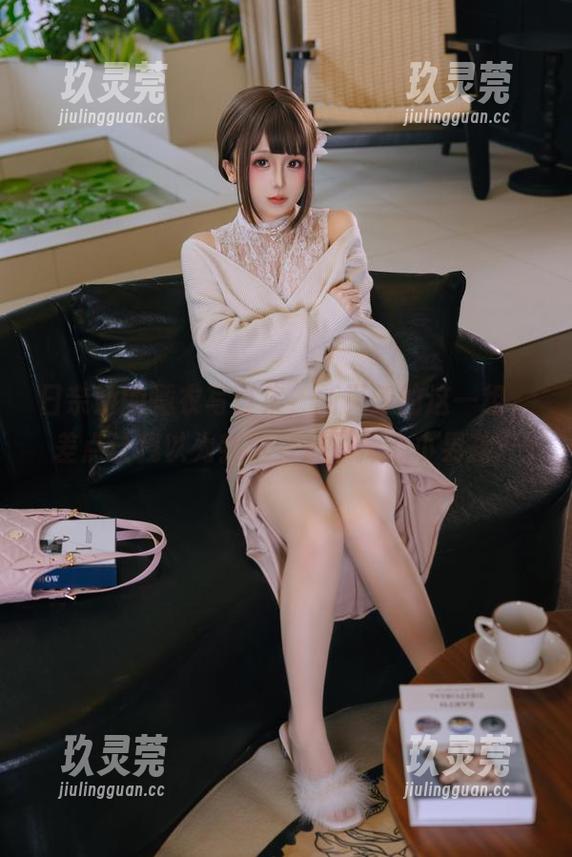 日奈娇的睡衣写真集，新更新的这一组，差点让我以为我也变成了捧心小男孩。
