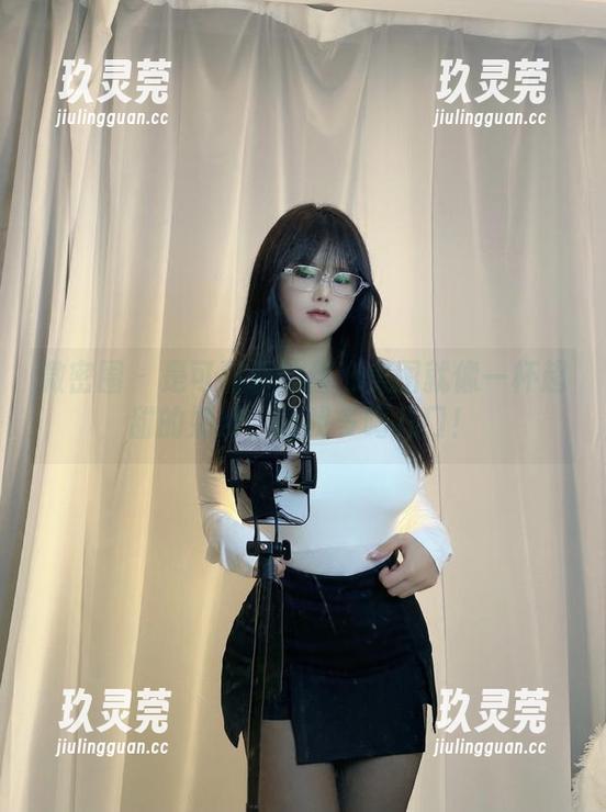 微密圈 - 是可馨耶的甜心美图就像一杯超甜的奶茶，让我多喝几口！