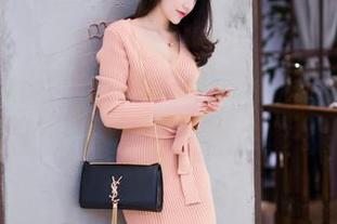 爱蜜社 - 到底什么情况？温心怡的私房美图和死库水的关系太微妙。