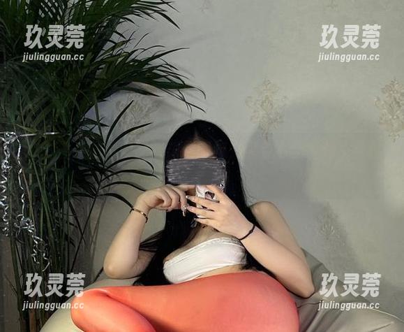 猪饲料 微密圈 - 图片中的猪饲料御姐,你会不会也想多看看?