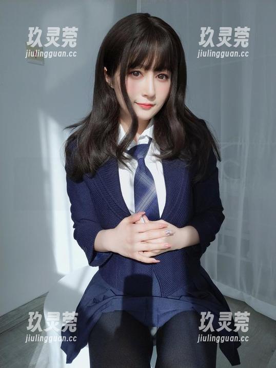 白银81力荐：精选写真死库水，水波荡漾中发现新奇
