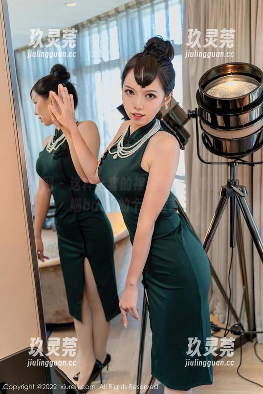 秀人网-娜娜baby 秀人网 - 这样全套的裸足写真,难道是娜娜baby的个人宣言?