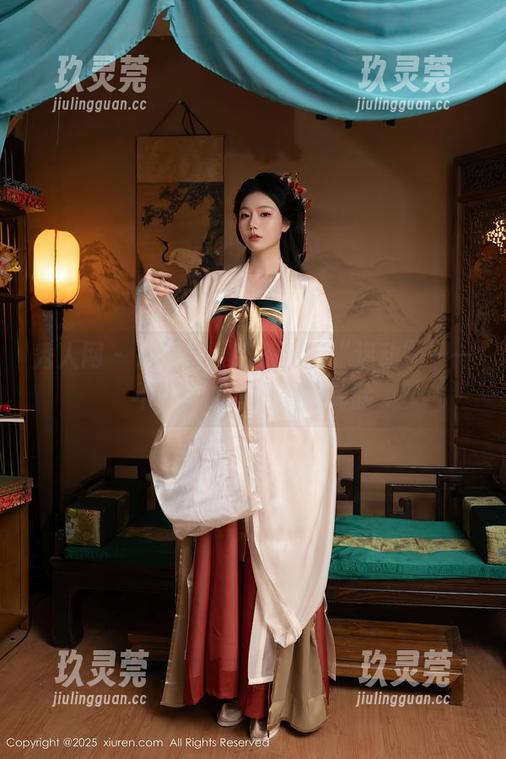 秀人网 - 来看看小芭乐如何“运动”——不一样的套图资源体验