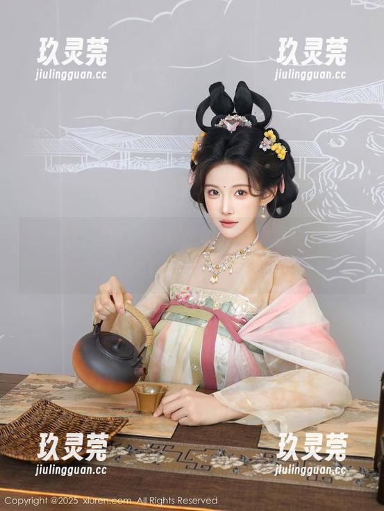 秀人网-徐莉芝Booty 秀人网 - 嘿!徐莉芝Booty高跟鞋的免费图片,难道不该引起点关注吗?
